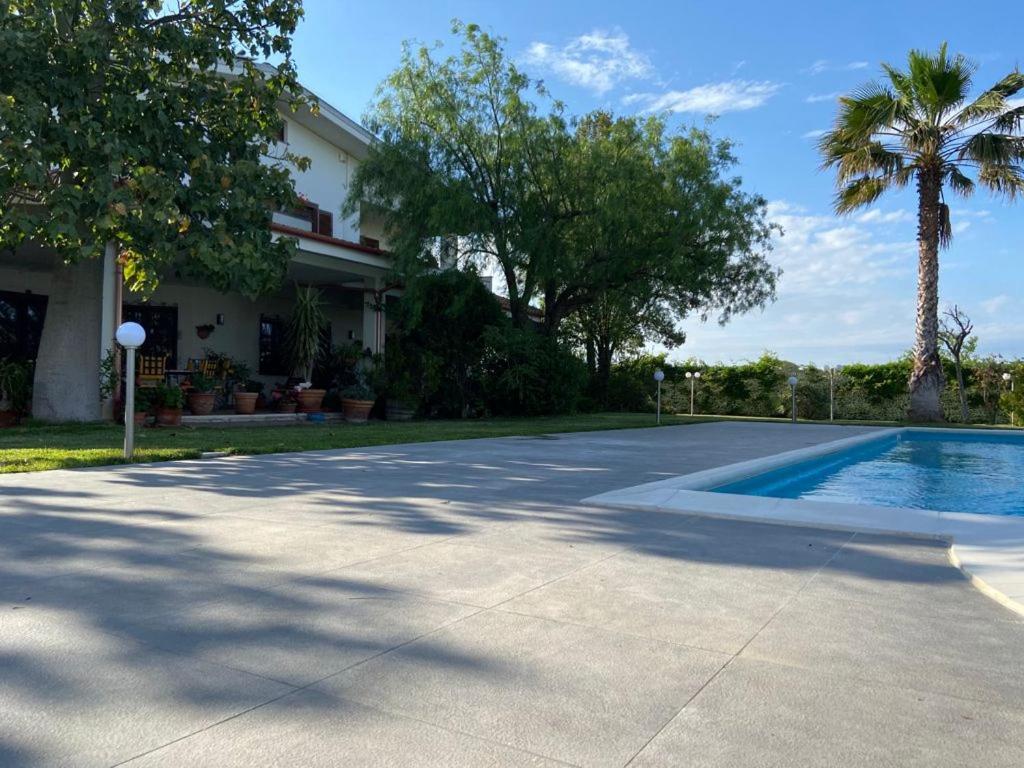 Villa Rosella Appartamento 2 - Con Piscina - 150 M Dal Mare Casa Margherita Ngoại thất bức ảnh